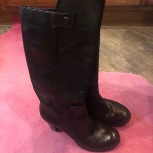 Rosegold leather boots